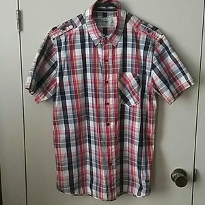 Men's Levis Shirt.